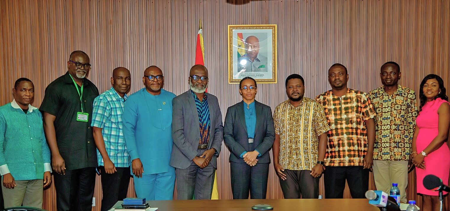 Group photograph of participants at the media engagement.