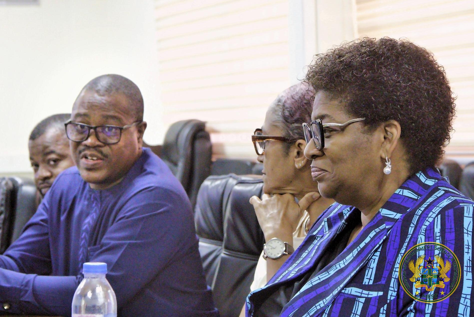 The Minister in discussions with the Ghana Climate Innovation Centre delegation.