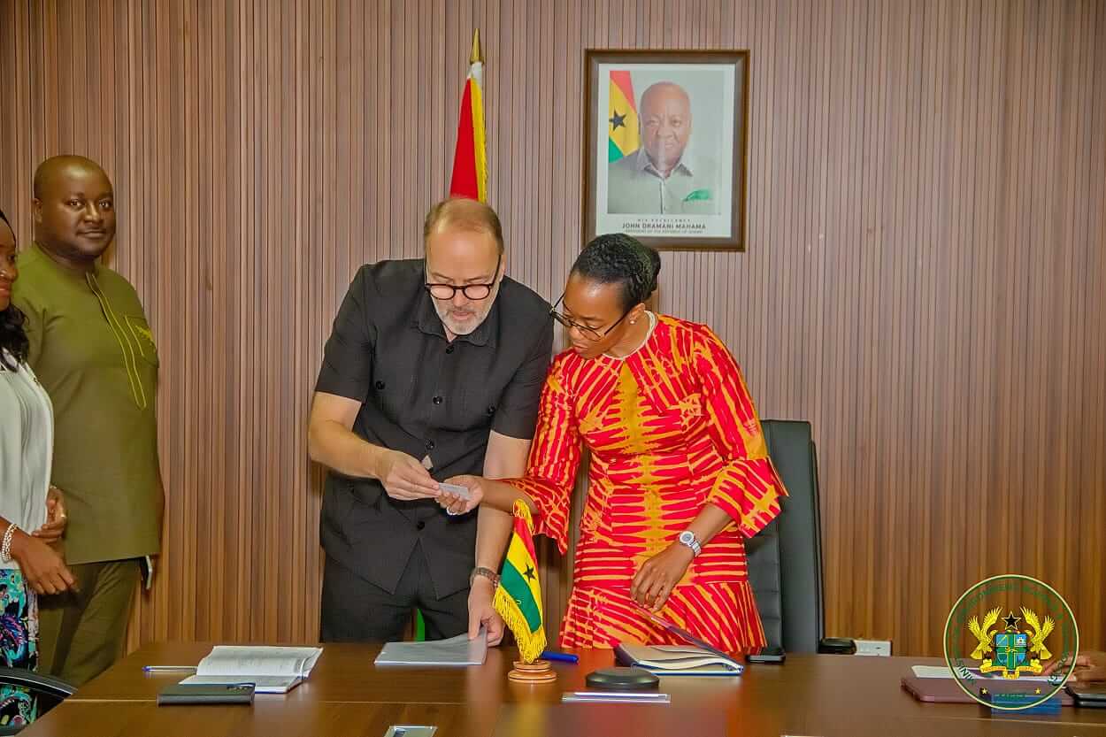 Hon. Dr. Zanetor Agyeman-Rawlings receiving the Norwegian Ambassador, H.E. Dr. John Mikal Kvistad